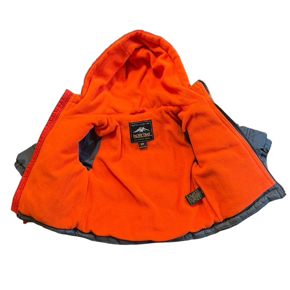 ⛰️ Pacific Trail Puffer Jacket | Gray, Orange and Red | Hooded | Size 6 Months - Picture 6 of 12